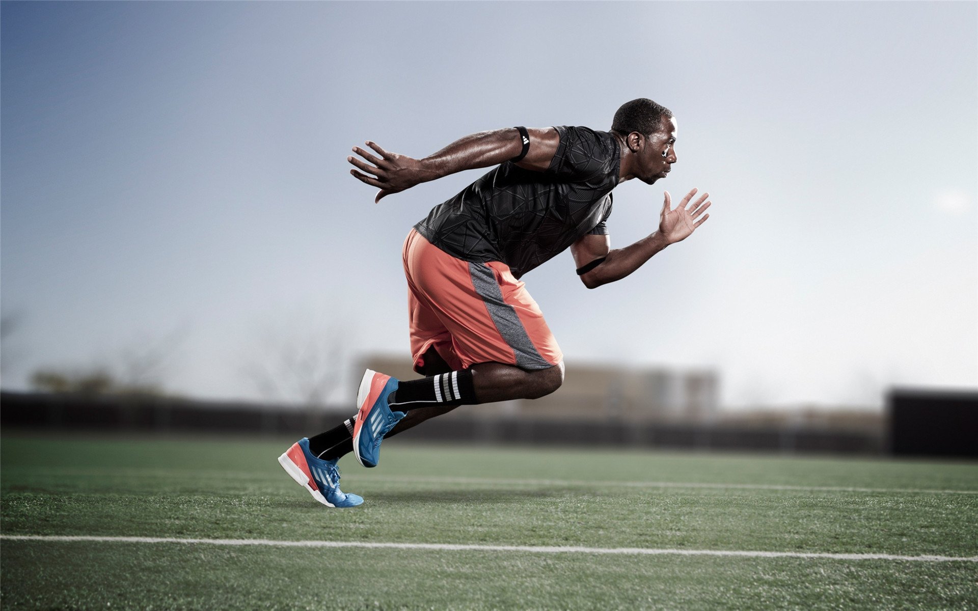 开云体育官方-“帕布罗·马特拉的防守智慧与出色技术，塑造阿根廷美洲狮队未来”